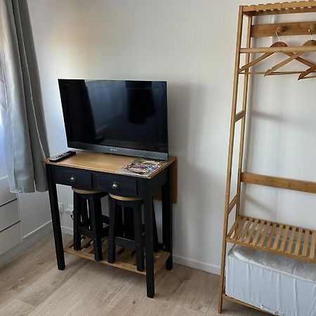 Studio Le Bali Avec Wifi A 100M De La Plage Apartment Ла Сен-сюр-Мер Екстериор снимка